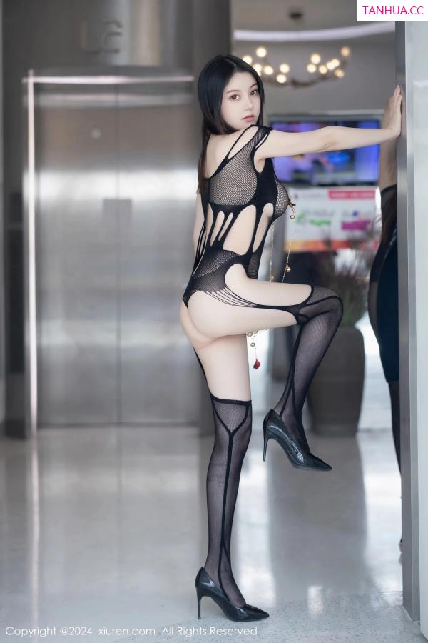   [XiuRen]高清写真图 2024.02.08 No.8099 豆瓣酱 模特合集第58张图片